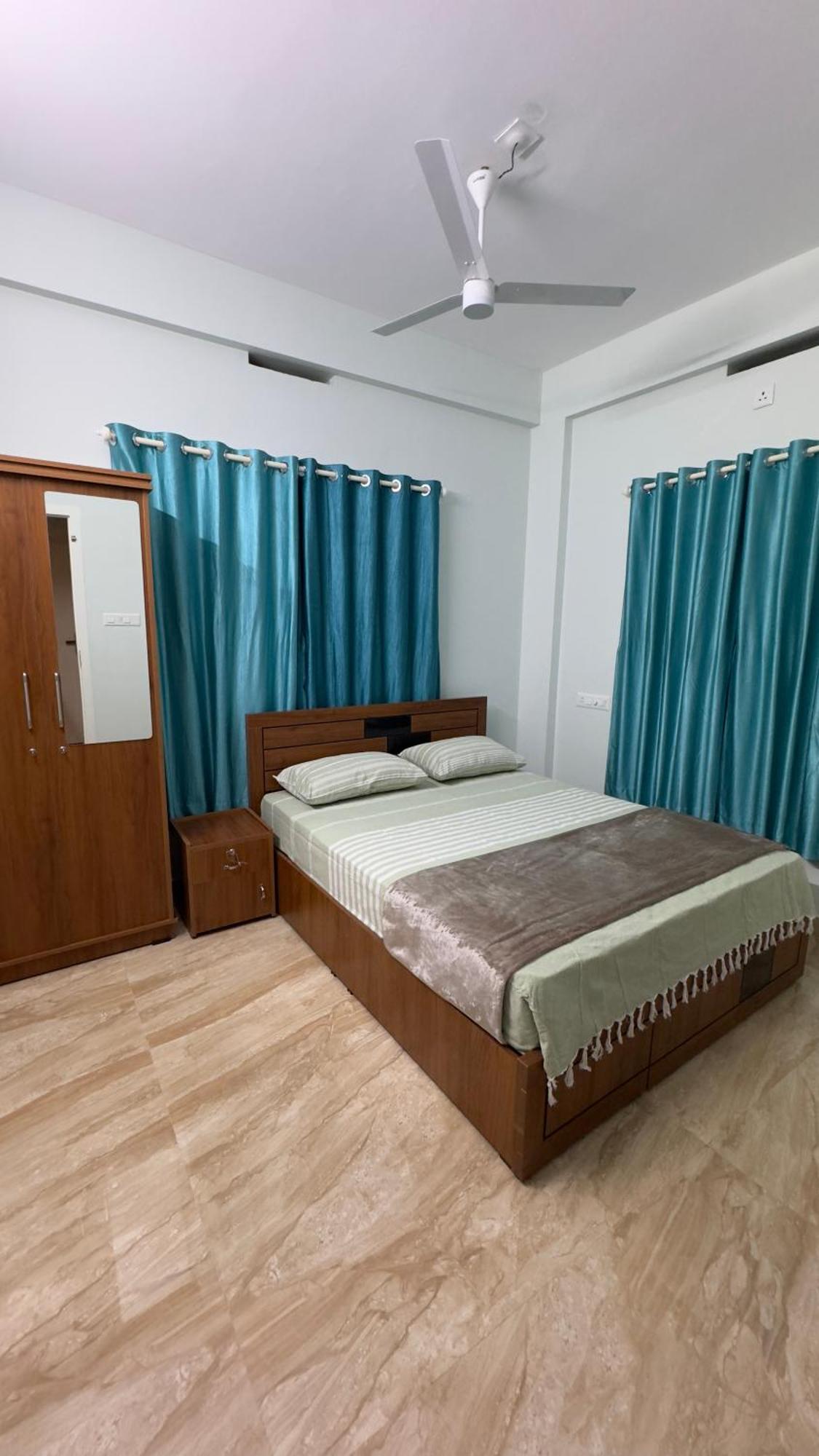 The Karlyle Homestay Vaduvanchal エクステリア 写真
